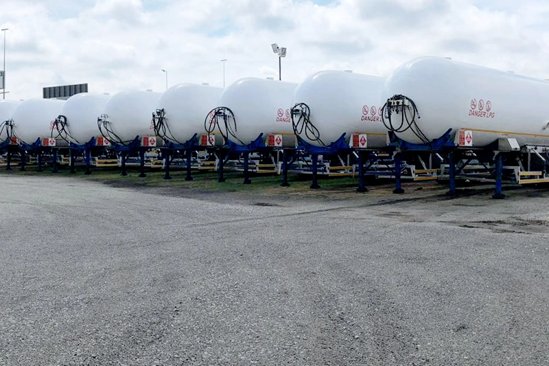 Minzo Bulk Gas Trailers